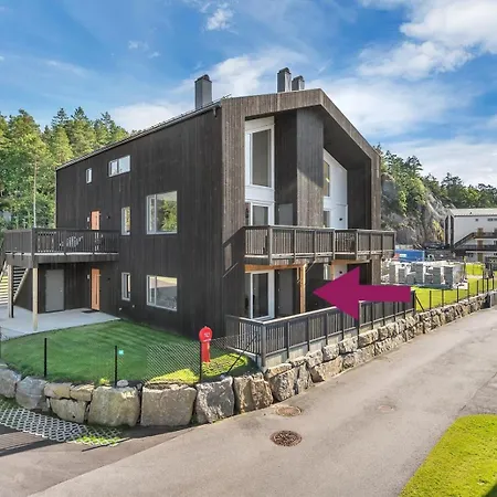 Ferieleilighet Pa Stranda I Kristiansand Sengetoy Er Inkludert I Prisen Exterior photo